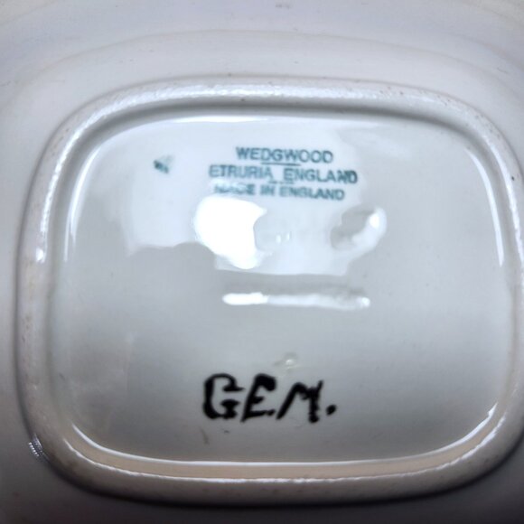 Wedgwood Etruria England Candy Dish Bowl Plate Hand Painted Gold Lustre - Picture 6 of 8